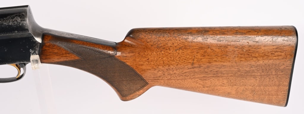 BROWNING LIGHT TWELVE SEMI AUTOMATIC SHOTGUN - 8