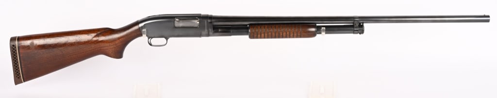 1955 WINCHESTER MODEL 12 SLIDE ACTION SHOTGUN (1 of 11)