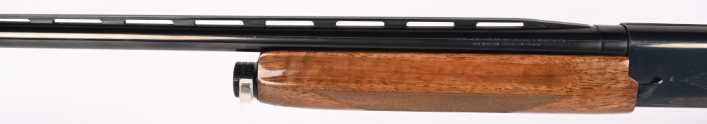 BROWNING A500 SEMI AUTOMATIC SHOTGUN - 9
