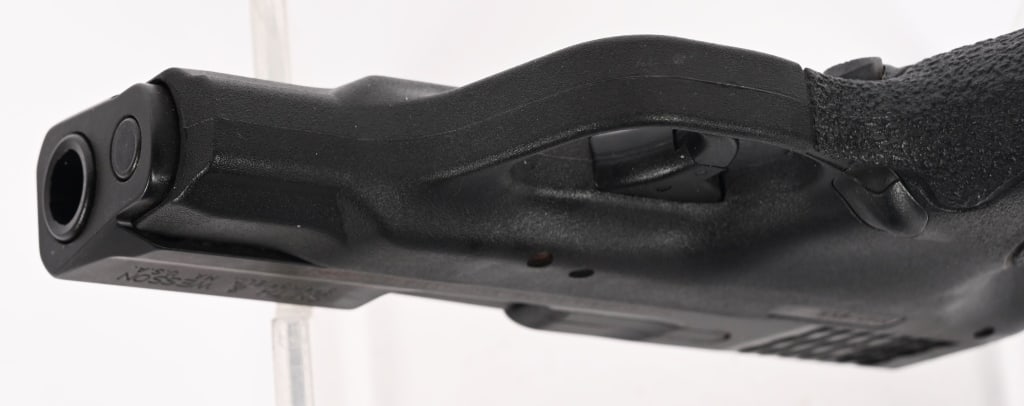 M&P SHIELD 40 SHIELD SEMI AUTOMATIC PISTOL - 5