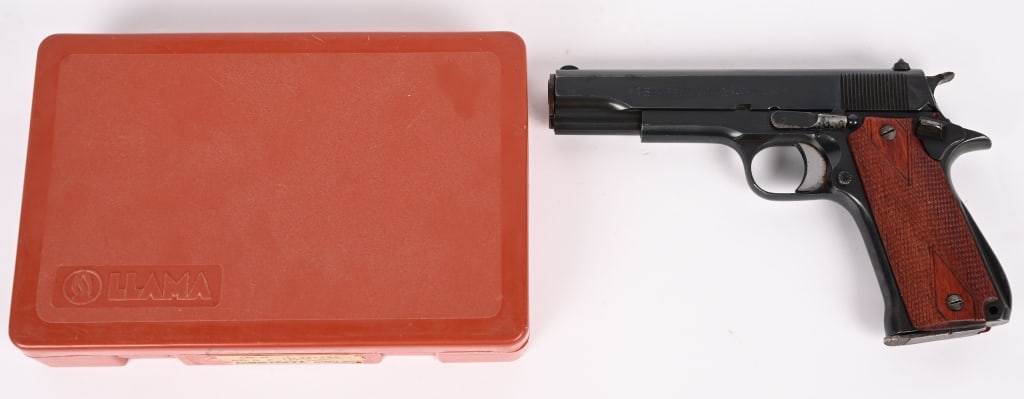 STAR BONIFACIO ECHEVERRIA MODEL BS SEMI AUTO: SERIAL NUMBER: 1015280. BARREL: 5". CALIBER: 9MM. MANUFACTURED: EARLY to MID 1970s. The Star Model BS is a Spanish single-action, all-steel, 9x19mm parabellum pistol produced by Star Bonifacio