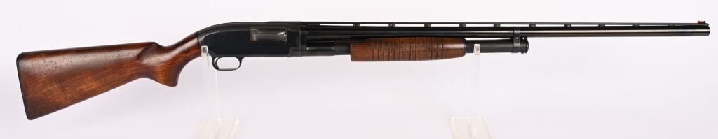 1957 WINCHESTER MODEL 12 SLIDE ACTION SHOTGUN (1 of 11)