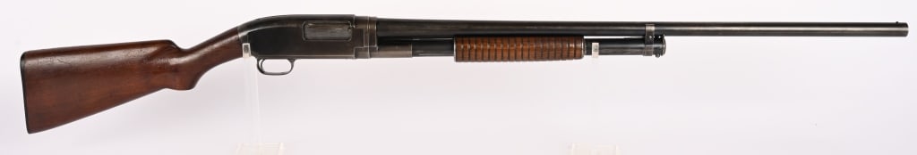 1912 WINCHESTER MODEL 1912 SLIDE ACTION SHOTGUN (1 of 12)