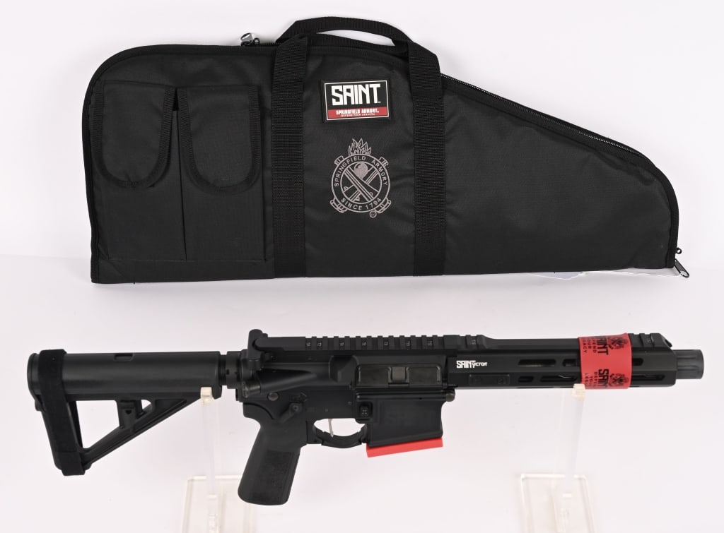 SPRINGFIELD ARMORY SAINT VICTOR SEMI AUTO RIFLE (1 of 3)
