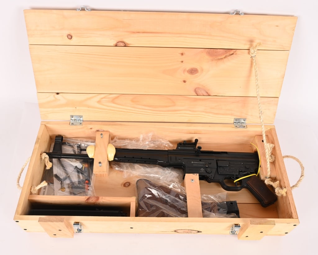 SCHMEISSER GSG STG 44 SEMI AUTO RIFLE .22LR (1 of 5)