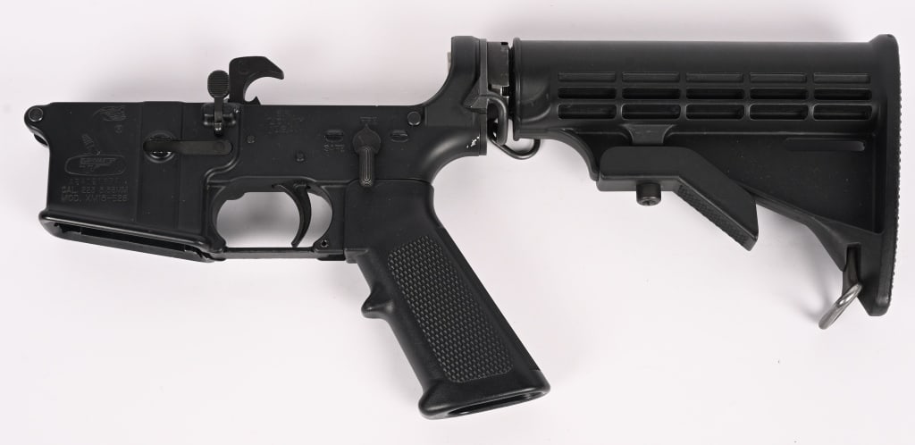 BUSHMASTER XM-15 COMPLETE LOWER AR15 (1 of 5)