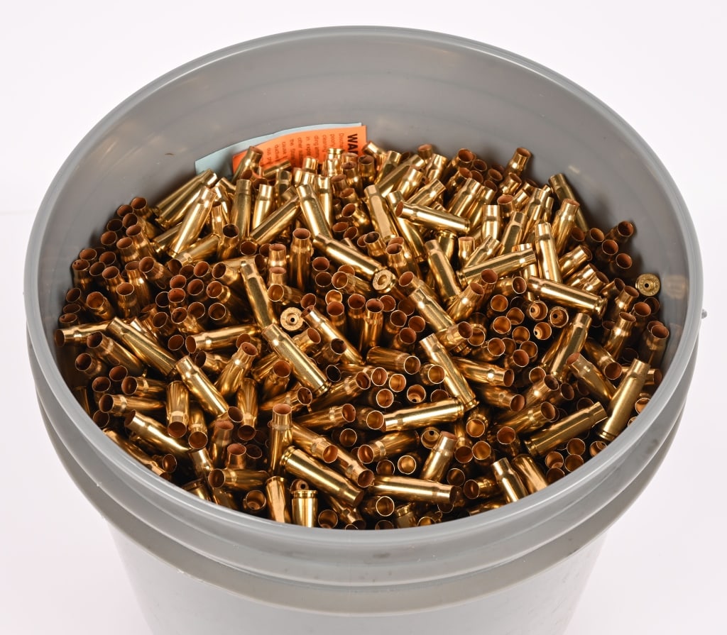 A BUCKET O BRASS 7.62X39 BY WINCHESTER 2280 PCS: This is a bucket of NEW 7.62x39 brass with WINCHESTER HEAD STAMP. There are approximately 2280 cases (estimated by weight)
