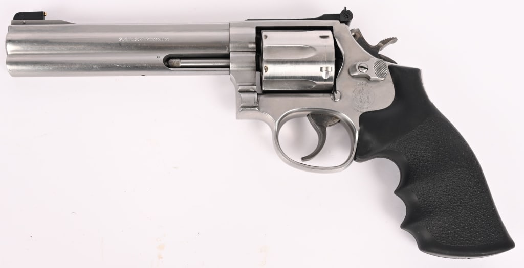 SMITH & WESSON MODEL 686-4 REVOLVER .357 MAGNUM (1 of 5)