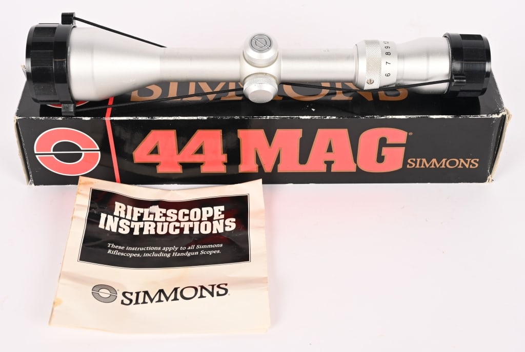 SIMMONS 44 MAG RIFLE SCOPE (1 of 3)