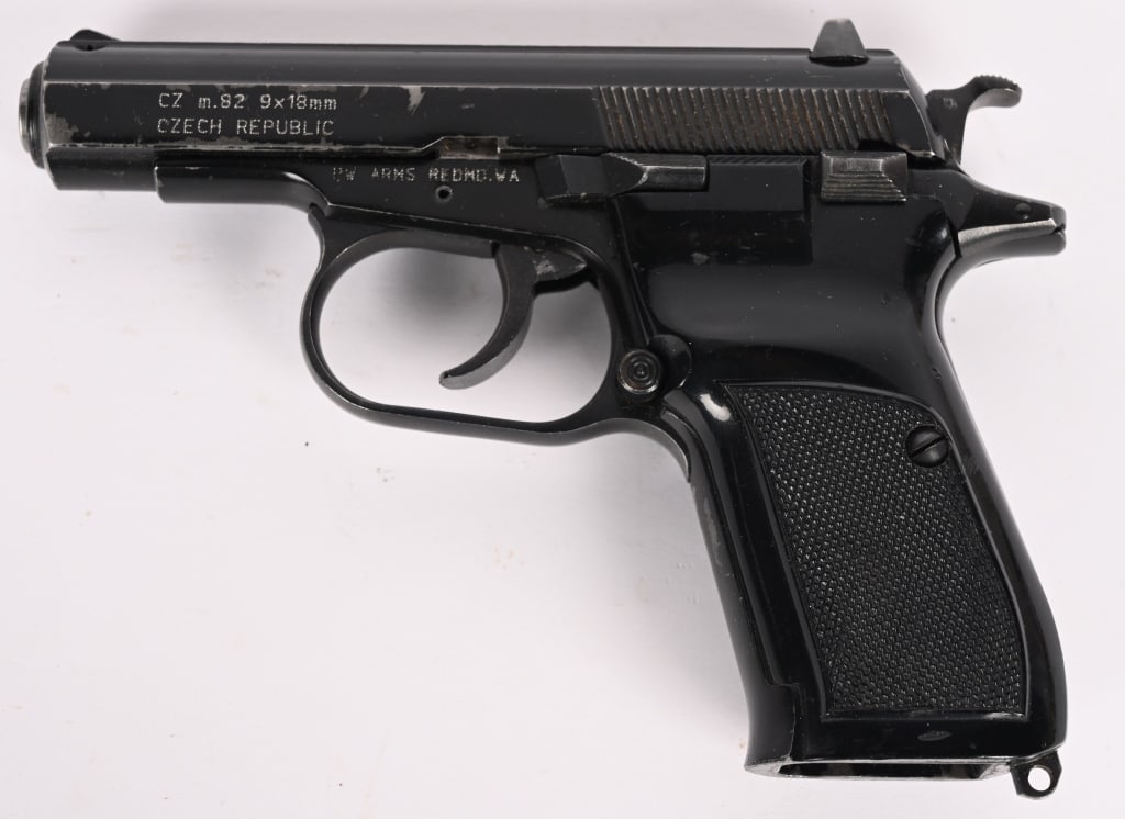 CZ M.82 9X18MM MAKAROV PISTOL (1 of 5)