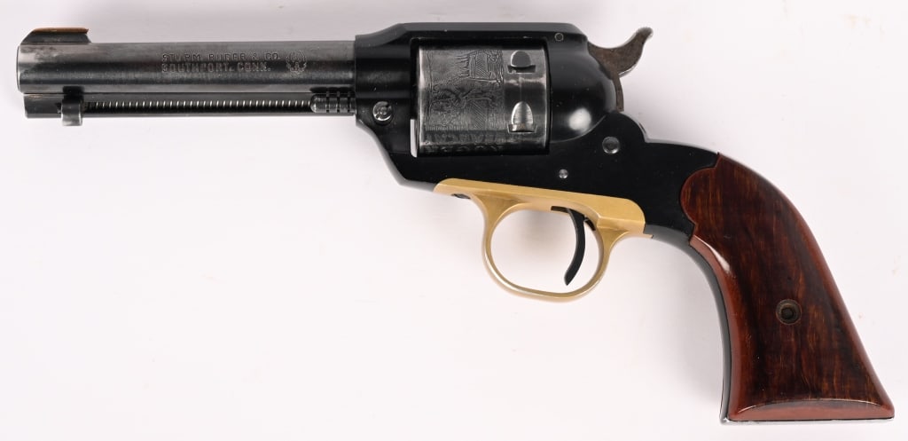 STURM RUGER & CO OLD MODEL BEARCAT .22 REVOLVER (1 of 5)