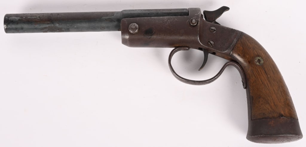 J STEVENS MODEL 35 OFFHAND SINGLE SHOT .410: SERIAL NUMBER: 8091. BARREL: 6". GAUGE: .22 LR. MANUFACTURED: 1923-1929. The model 35 is a single shot top break pistol. The .410 smooth bore has a permanent sleeve bored for .22. CONDITION: Good.