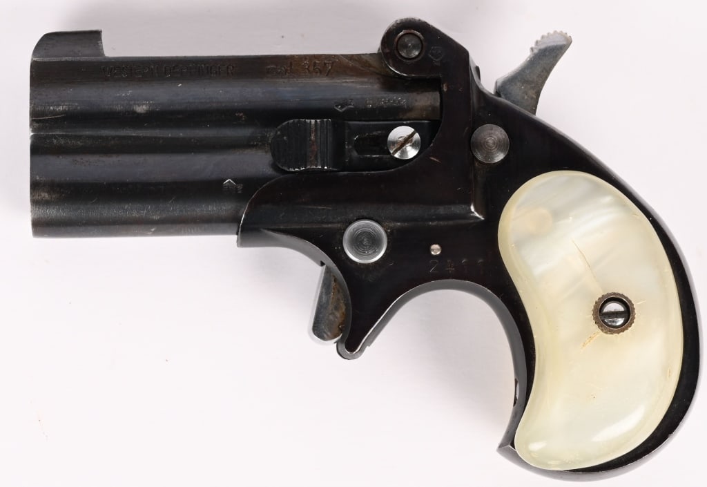 1967 GERMAN HAWES WESTERN DERRINGER PISTOL (1 of 4)
