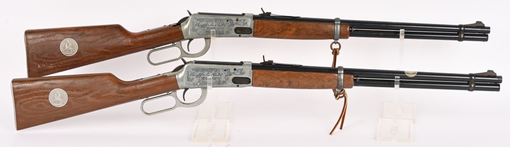 A PAIR OF DAISY BUFFALO BILL SCOUT AIR RIFLES (1 of 5)