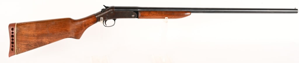 HARRINGTON & RICHARDSON TOPPER MODEL 158: SERIAL NUMBER: NSN. BARREL: 30". GAUGE: 12 GA. CHOKE: FULL. CHAMBER: 2 3/4". LOP; 13 3/4". MANUFACTURED: 1962-1971. The H&R model Topper model 158 is a single shot break action shotgun. It features a