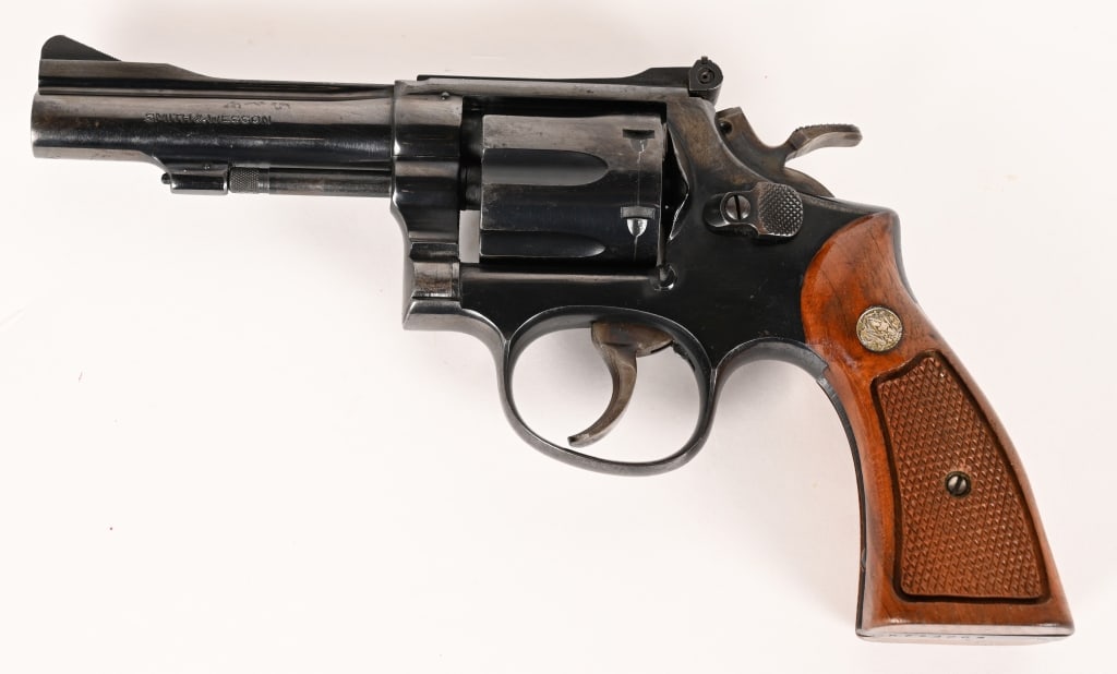 SMITH & WESSON MODEL 15-2 REVOLVER (1 of 6)