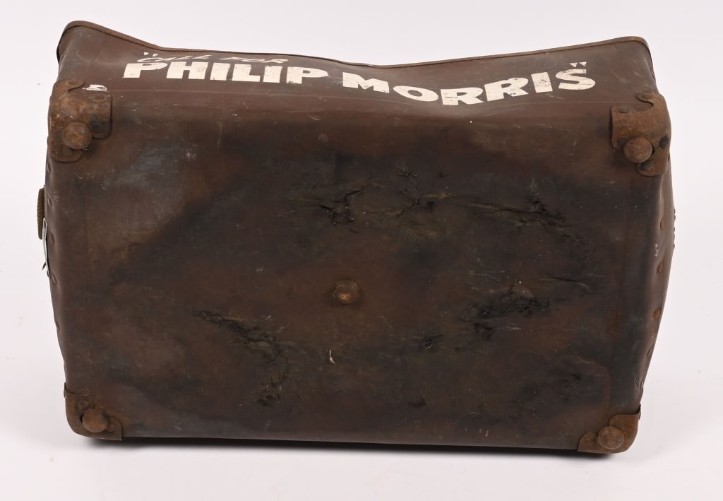 PHILIP MORRIS VENDOR TRAY - 4