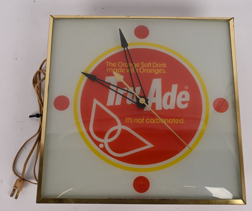 TRU-ADE ORANGE DRINK LIGHTUP PAM CLOCK: Reu-Ade Lightup PAM Clock. All original in great shape. Worked when tested. 15" Excellent