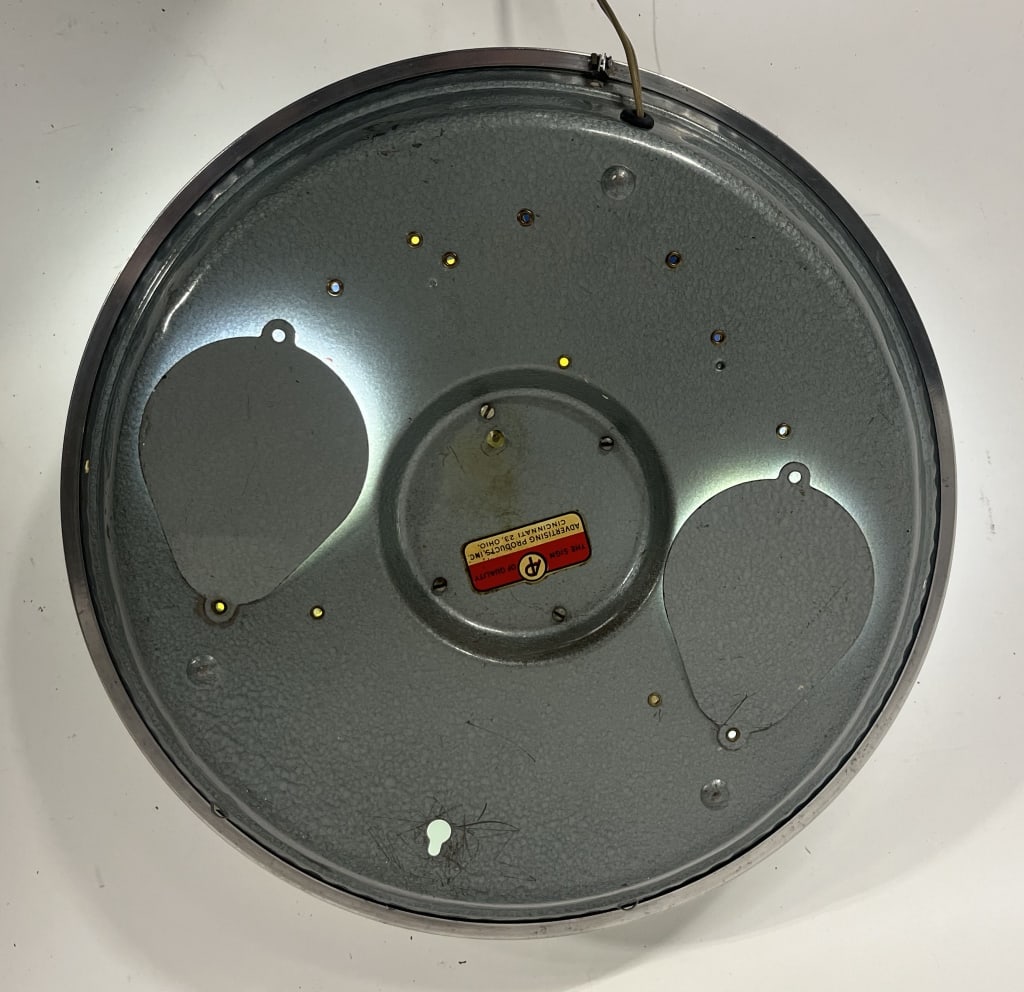 GOLD SPOT DAIRY DOUBLE BUBBLE CLOCK - 3