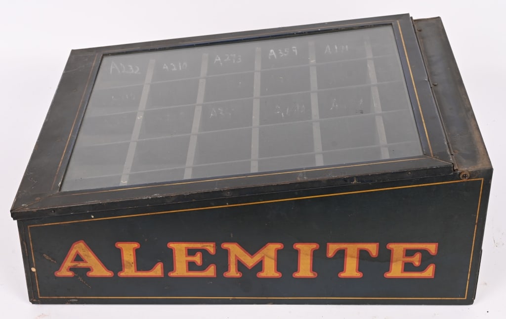 ALEMITE AUTO GREADE DISPLAY CABINET - 2