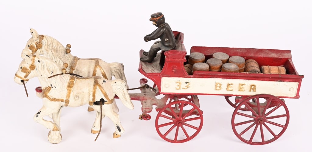KENTON CAST IRON HORSE DRAWN BEER WAGON (1 of 5)