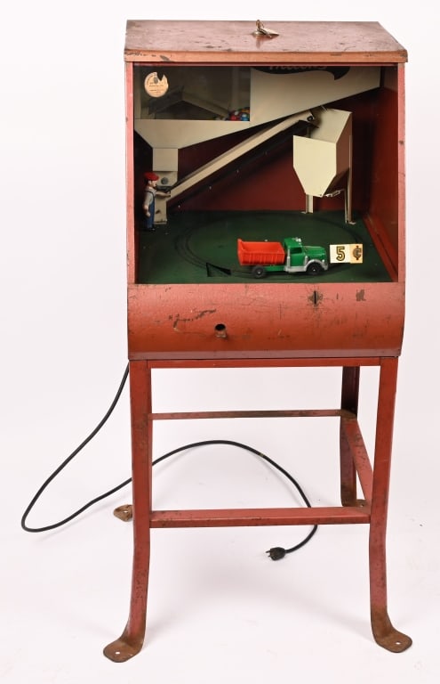 DUMP TRUCK ARCADE GAME (1 of 5)