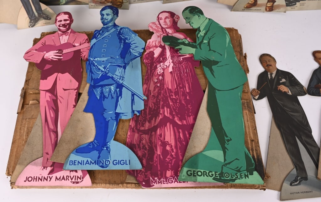 2- RARE VICTOR TALKING MACHINE STORE DISPLAYS - 8