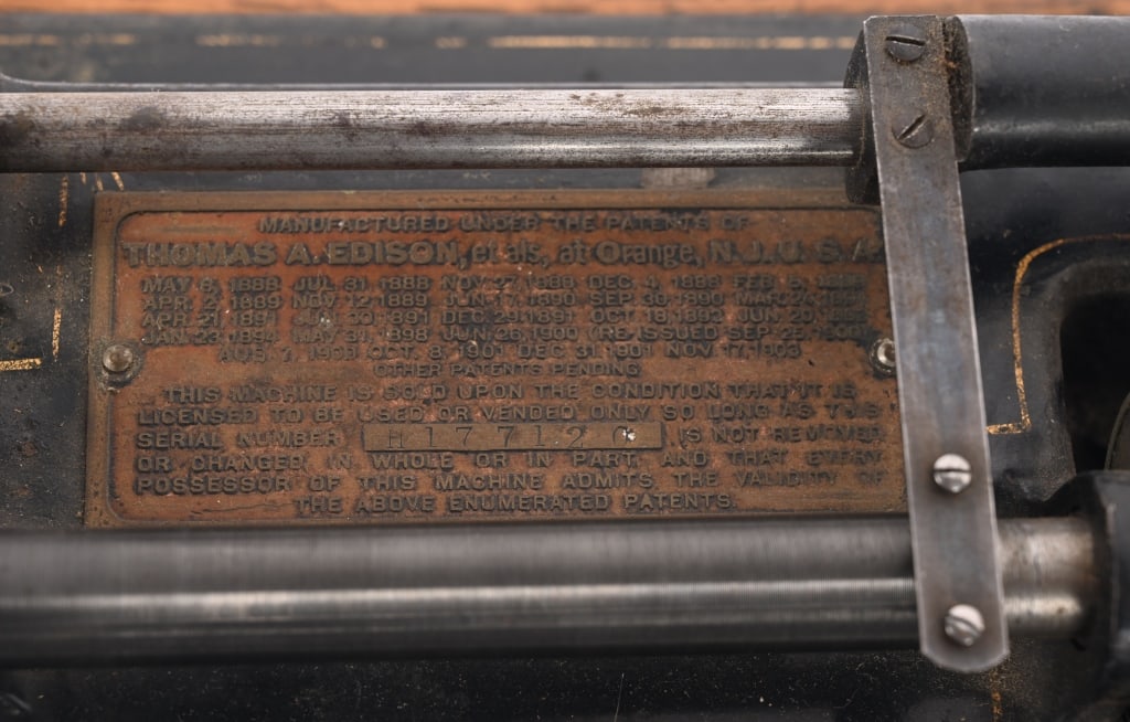 EDISON MODEL D PHONOGRAPH w/ 20 CYLINDERS - 5