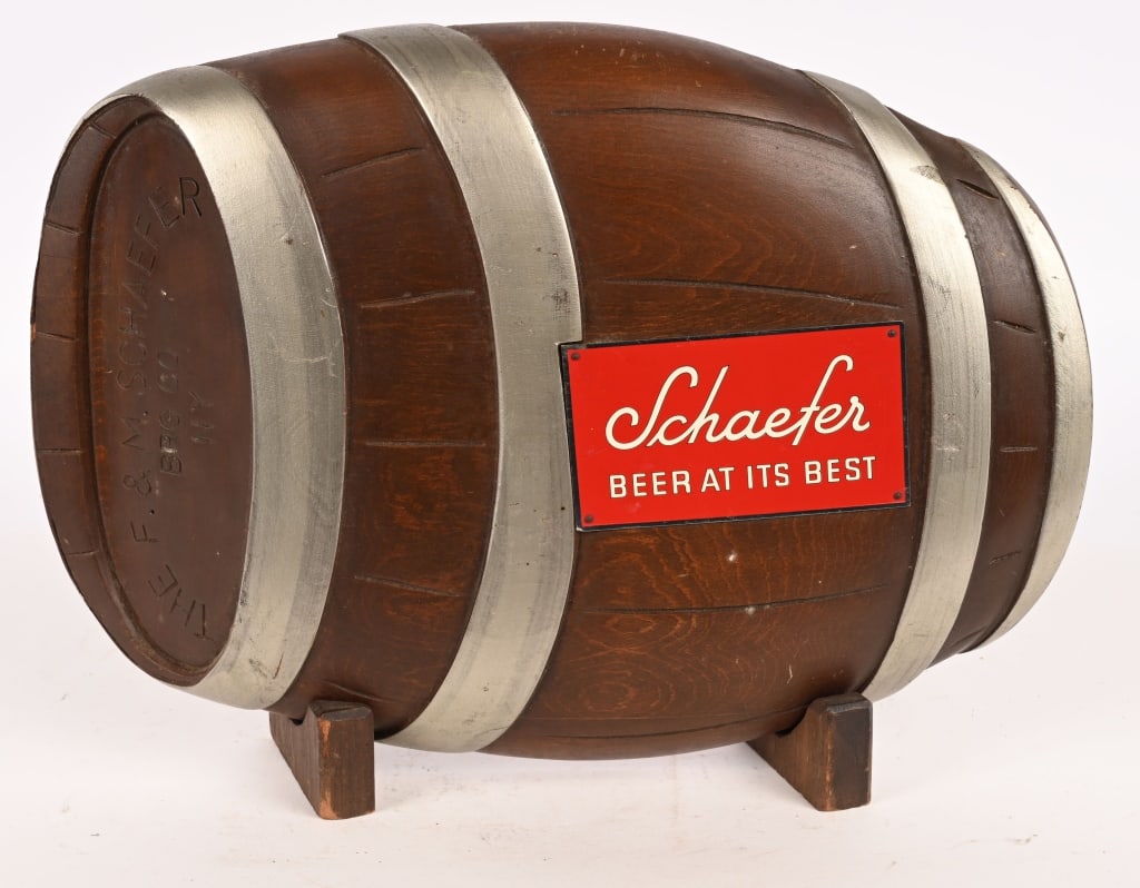 SCHAEFER BEER WOODEN BARREL DISPLAY (1 of 3)