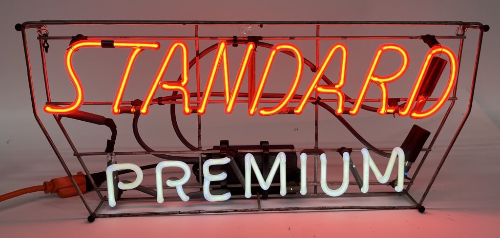 STANDARD PREMIUM BEER NEON SIGN (1 of 2)