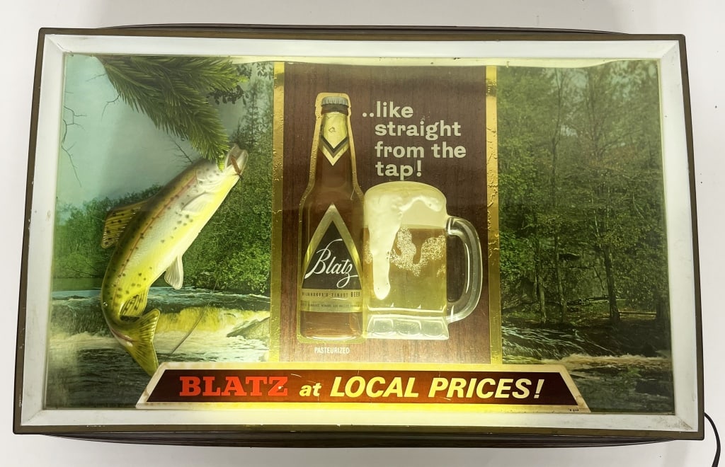 BLATZ BEER LIGHTUP 3-D FISHING SIGN (1 of 4)