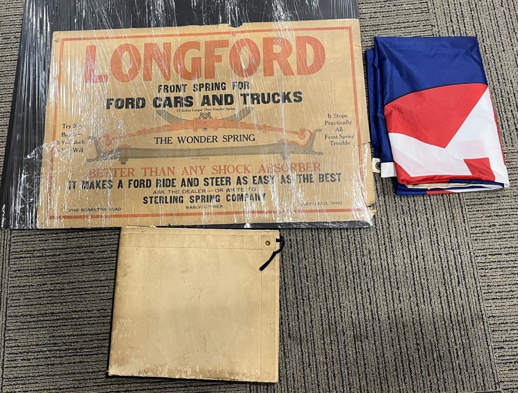 FIRESTONE, FORD, & TEXACO BANNERS (1 of 5)