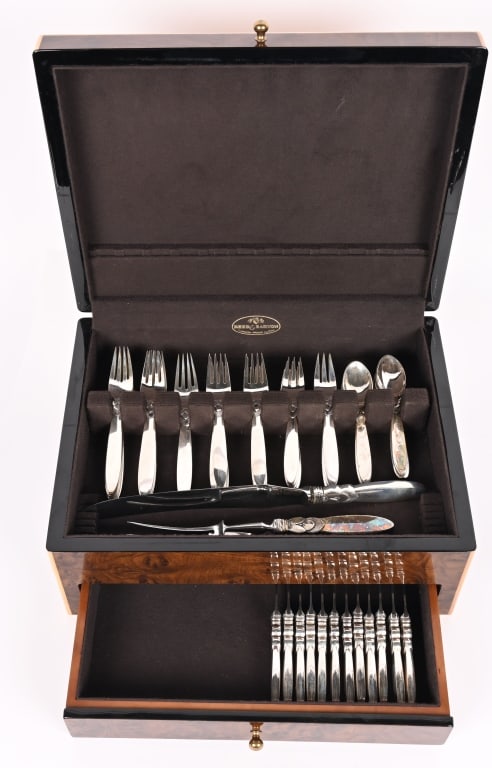 GEORG JENSEN STERLING SILVER FLATWARE SERVICE (1 of 7)