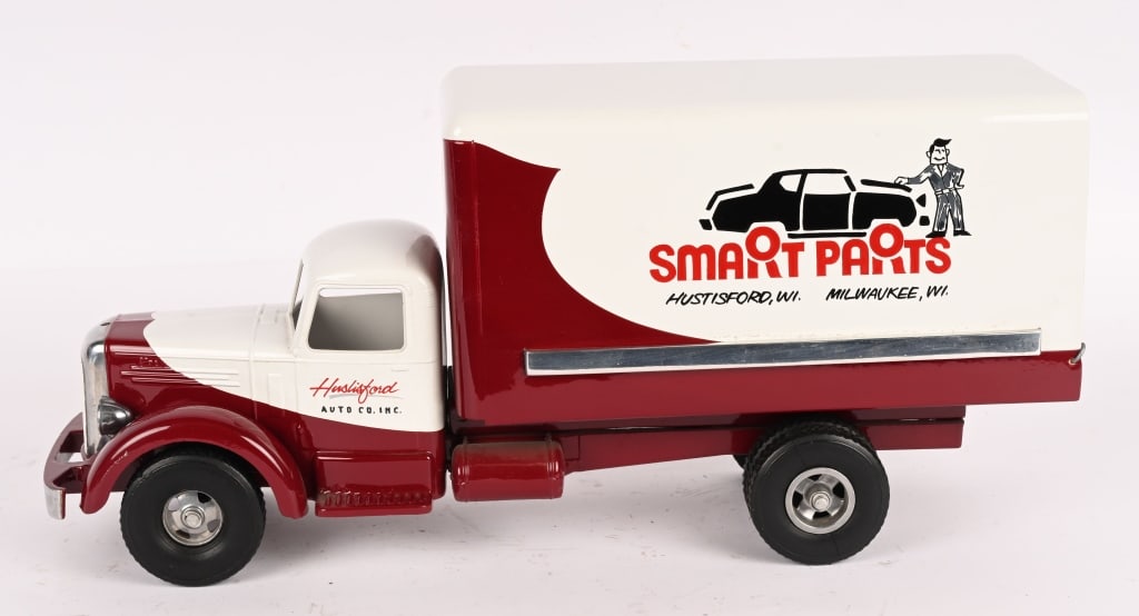 SMITH MILLER SMART PARTS TRUCK (1 of 5)