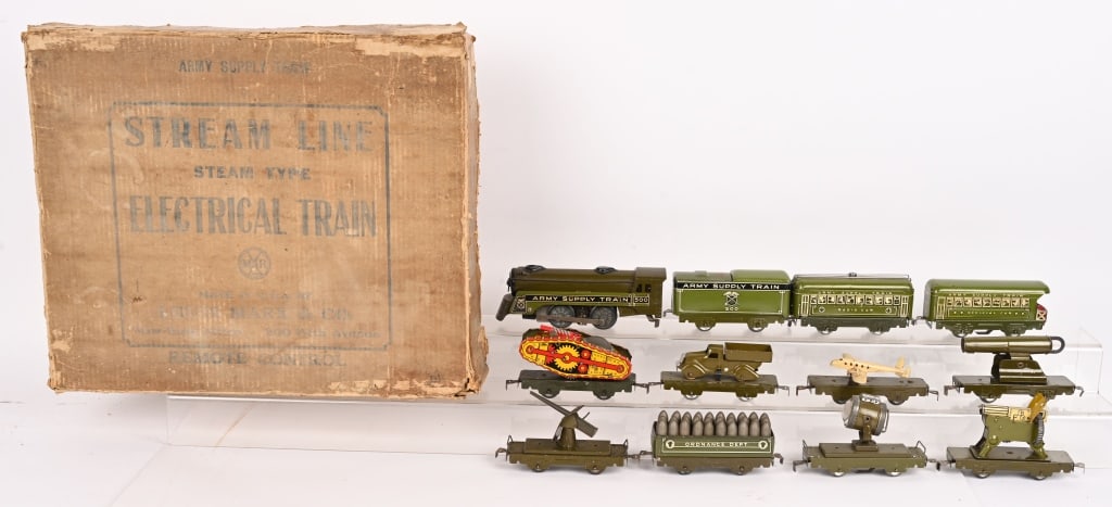 MARX ELECTRIC ARMY SUPPLY TRAIN w/ BOX: Nice original set with 500 Locomotive and Tender. Plus 10 Cars with Loads. Comes in Box 20" Excellent