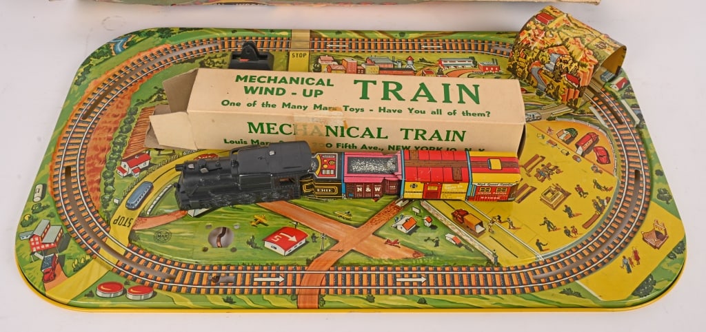 TRAIN SETS & MORE w/ BOXES - 6