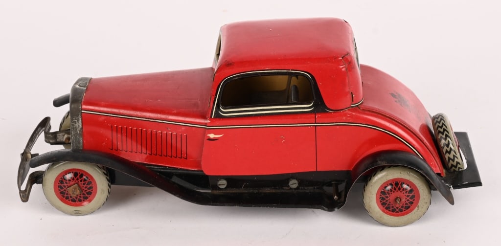CHAD VALLEY TIN WINDUP COUPE (1 of 5)