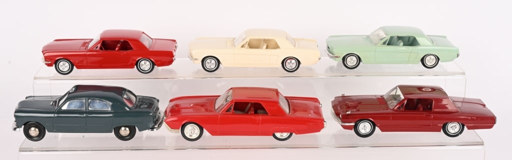 6- FORD PROMO CARS (1 of 7)