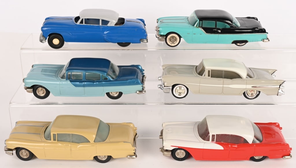 6- 1950s PONTIAC PROMO CARS (1 of 7)