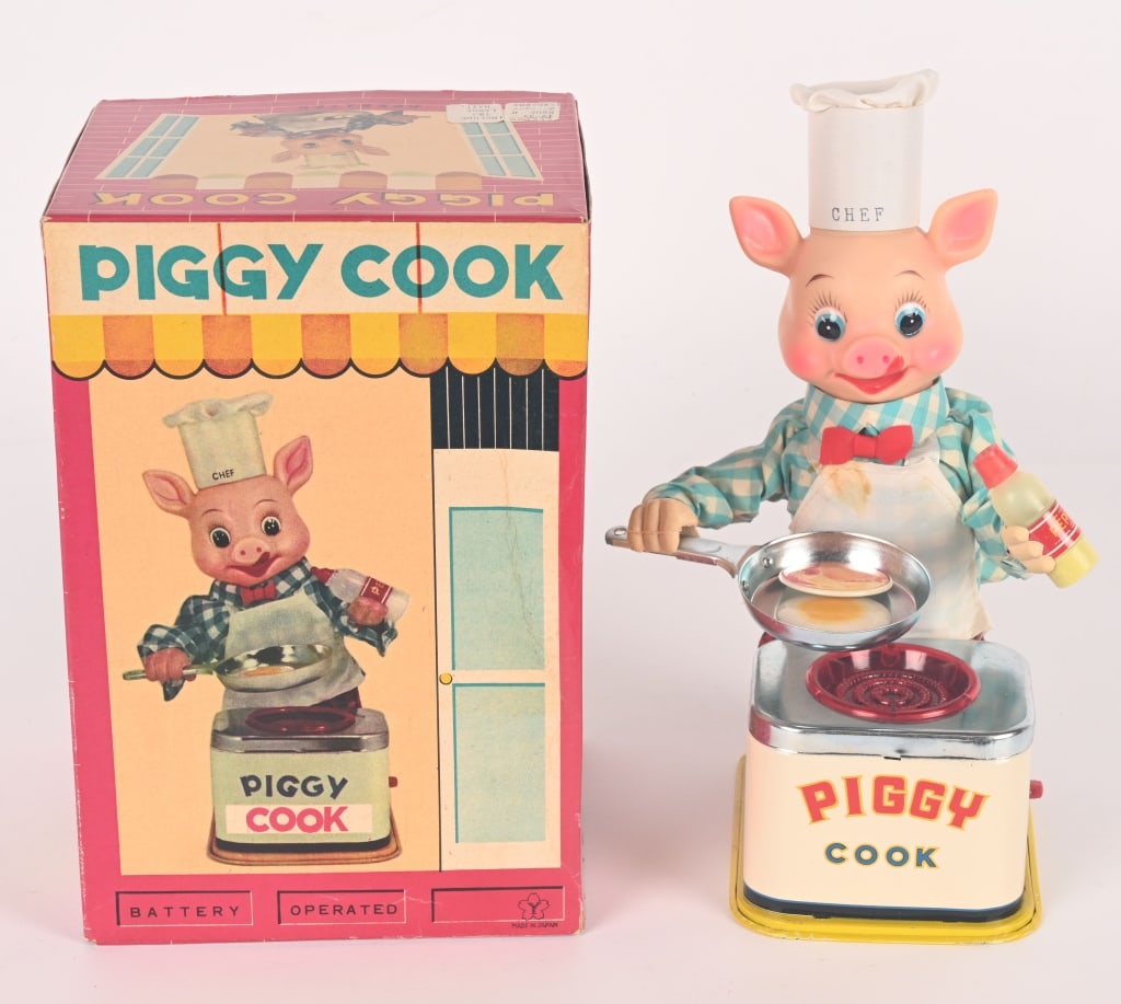 JAPAN BATTERY OP PIGGY COOK w/ BOX (1 of 7)
