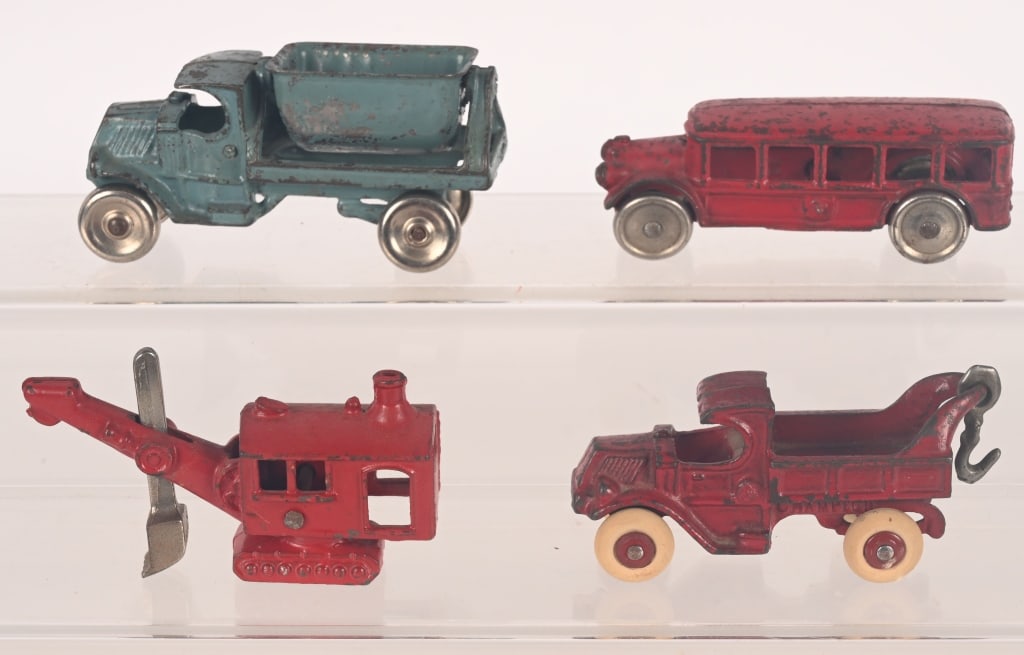 4- CAST IRON VEHICLES (1 of 5)