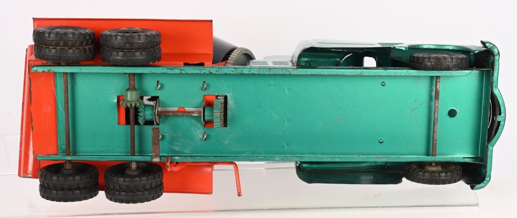 STRUCTO CEMENT & GARBAGE TRUCKS - 9