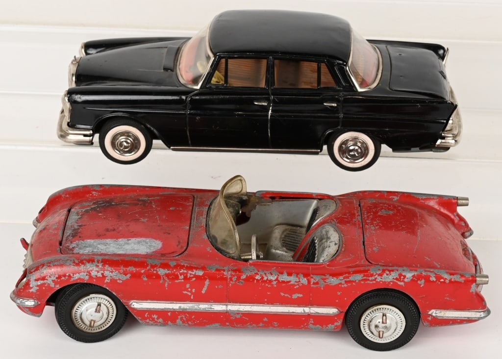 HUBLEY DIECAST CORVETTE & JAPAN TIN MERCEDES (1 of 6)