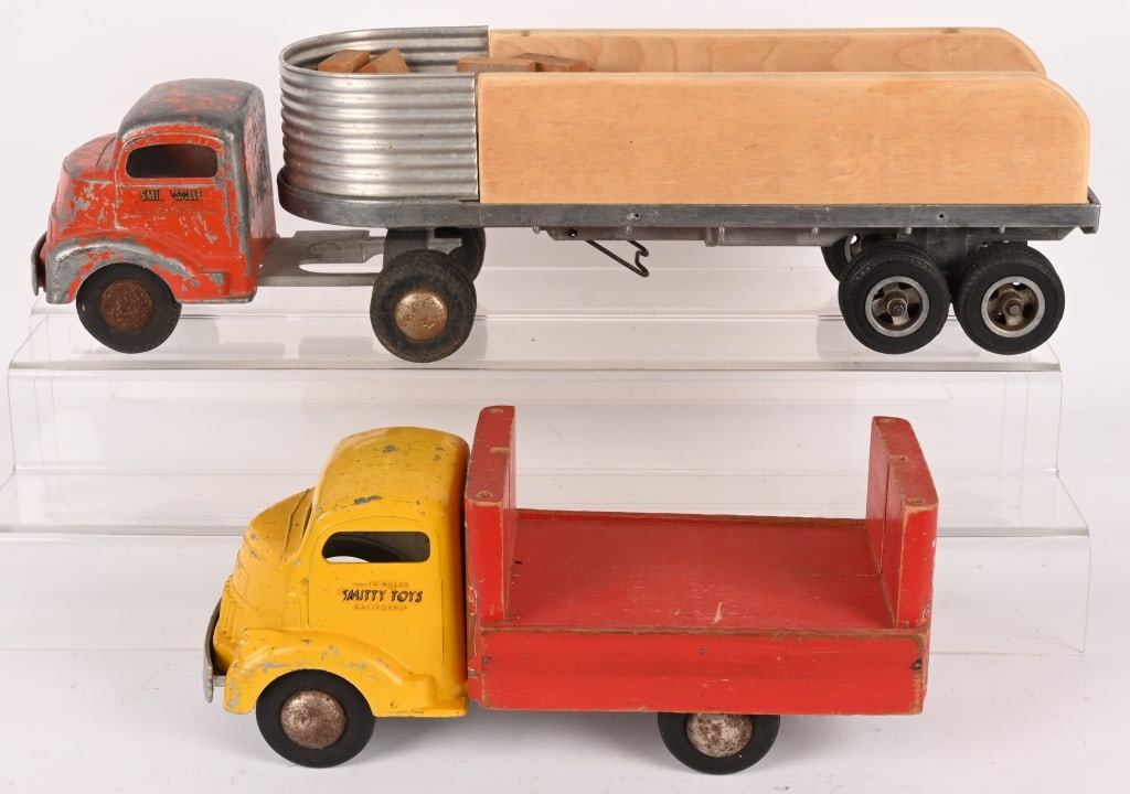 2- SMITH MILLER TRUCKS (1 of 8)
