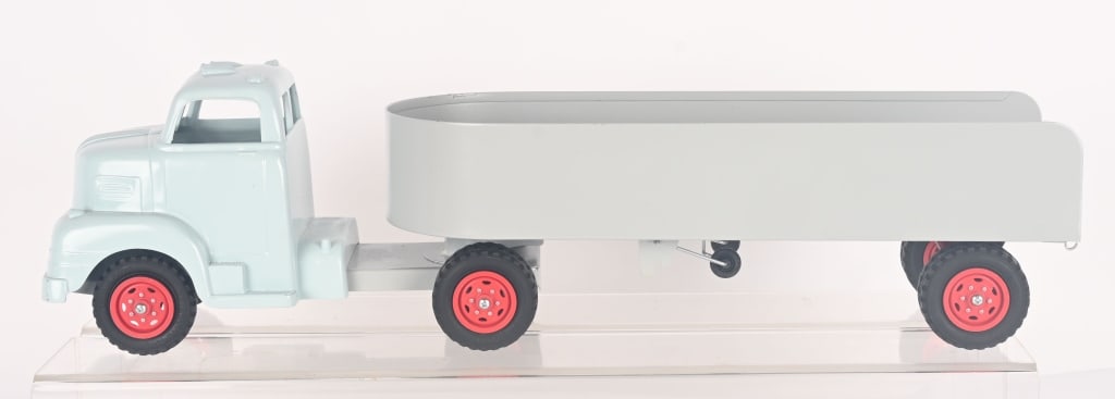3- CUSTOM TRUCKS - 7