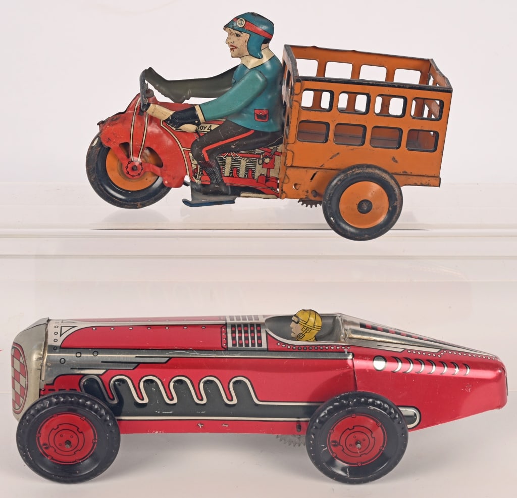 MARX WINDUP SPEEDBOY DELIVERY & RACE CAR (1 of 9)