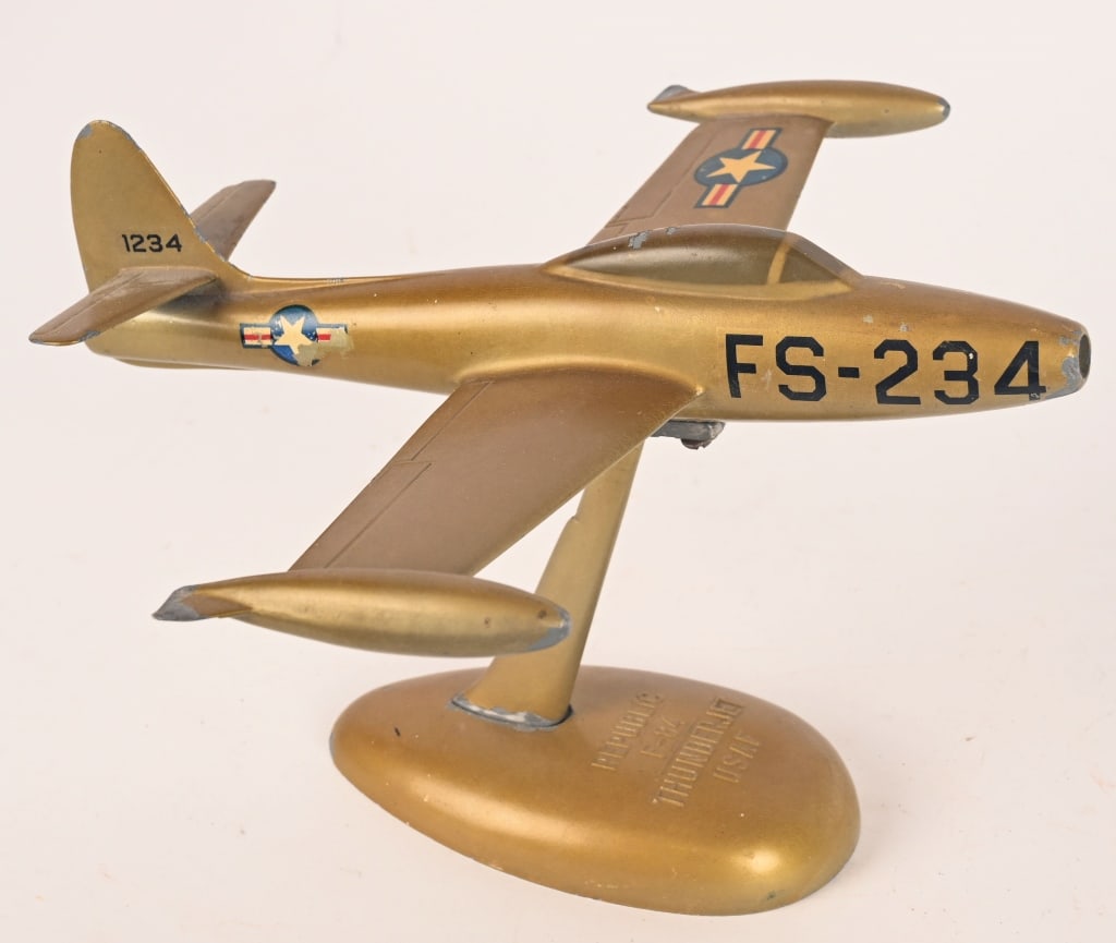 2- USAF DESK MODEL JET FIGHERS - 3