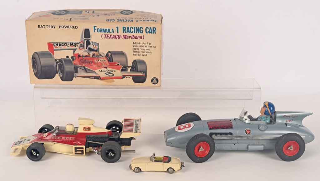 VINTAGE TOY CARS (1 of 16)