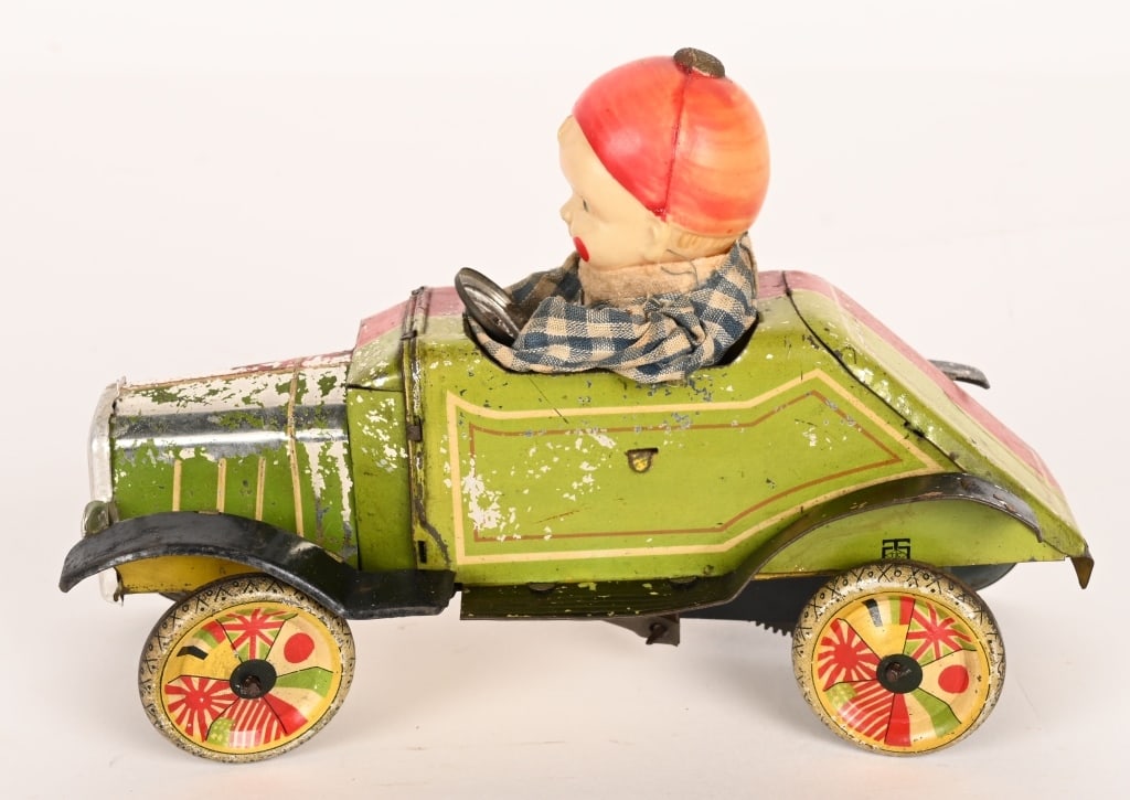 PRE-WAR JAPAN WINDUP CLOWN CAR (1 of 6)