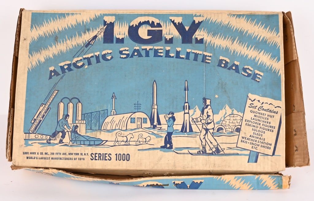 MARX #4800 I.G.Y. ARTRIC SATELLITE BASE PLAYSET: Looks never played with condition. All pieces in original bags. Looks to be mostly complete. With Box and Instructions. 20" Excellent